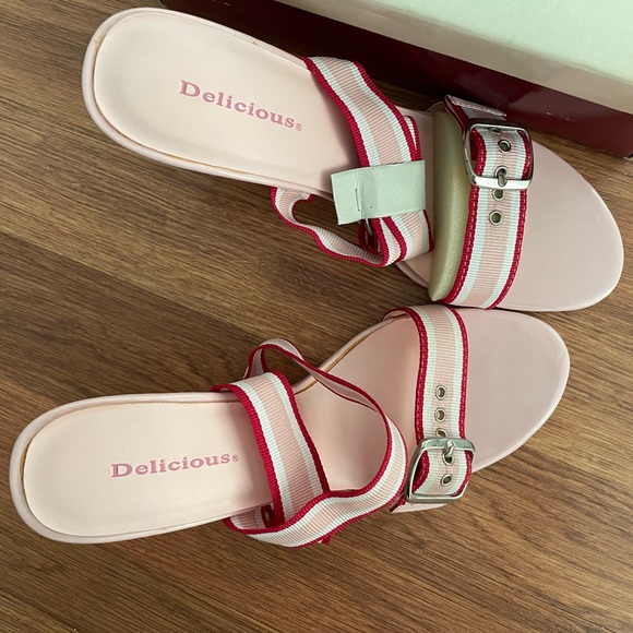 “WOMENS DELICIOUS STRAPPY HEELS” - Picture 11 of 13